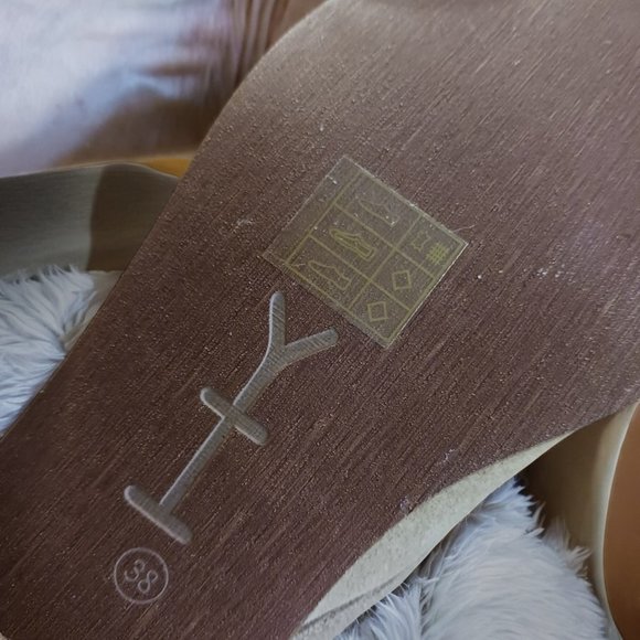 Heidi Klum Women's Dorothy Taupe Suede Lace Up Ankle Boots Booties Size 7.5 NWOT - Picture 12 of 13